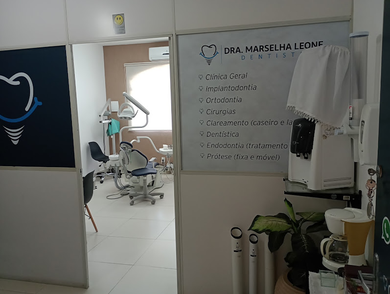 Foto 2 de Dra Marselha Leone dentista