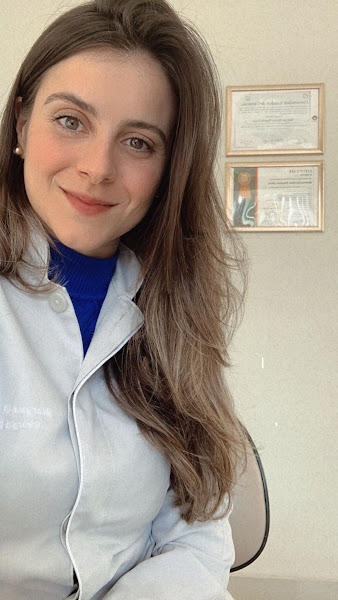 Foto 5 de Dra Maryna Vieira | Dentista Poços de Caldas | Endodontista (canal) | Clareamento | Restaurações | Alinhador SouSmile