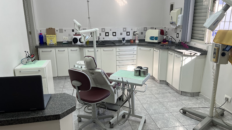 Foto 2 de Dra. Mayara Raissa | Cirurgiã-Dentista