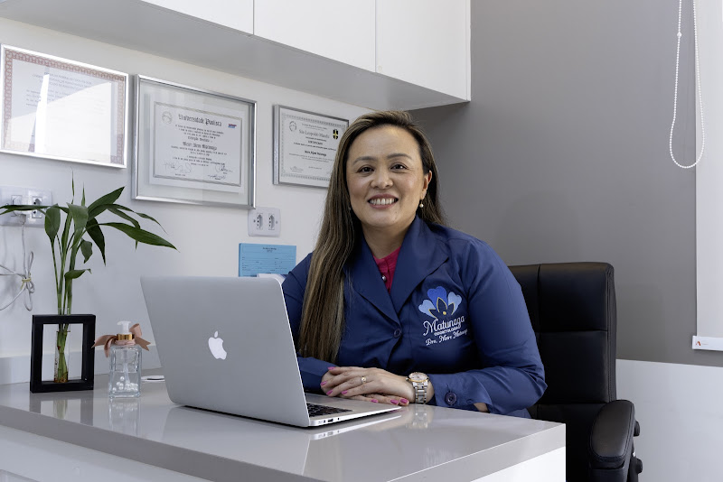 Foto 2 de Dra. Meire Akemi Matunaga - Cirugiã Dentista