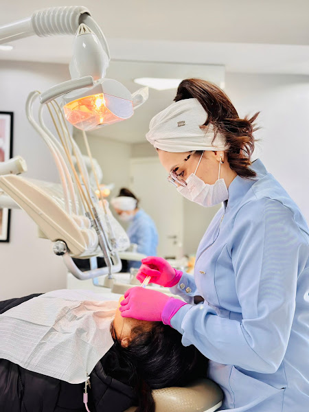 Foto 2 de Dra Meiriele Goivinho - Odontologia - Portão