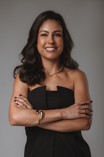 Foto 2 de Dra. Michela Mansur | Dentista - Niterói RJ