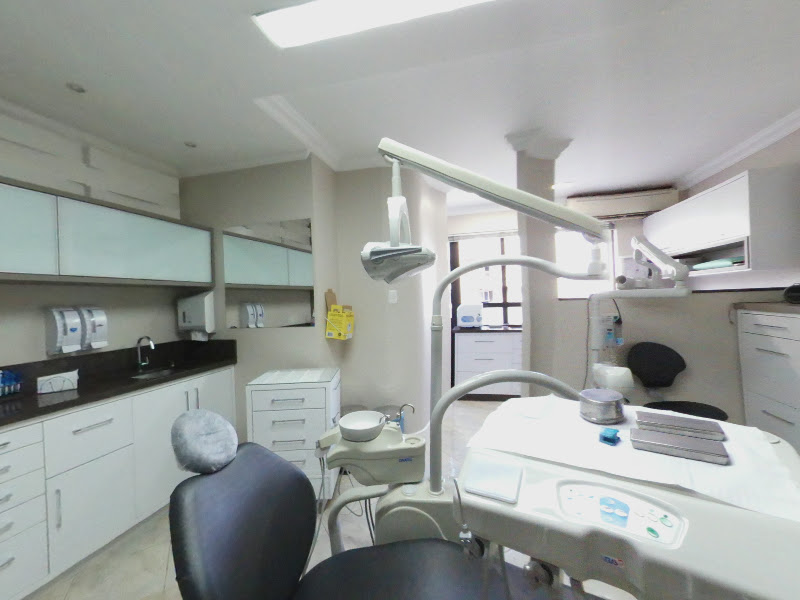 Foto 3 de Dra. Michele Masioski - Odontologia
