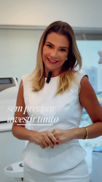 Foto 3 de Dra Michele Vivas | Lente de Contato Dental em Barra da Tijuca - Faceta de Resina - Clareamento Dental em Barra da Tijuca