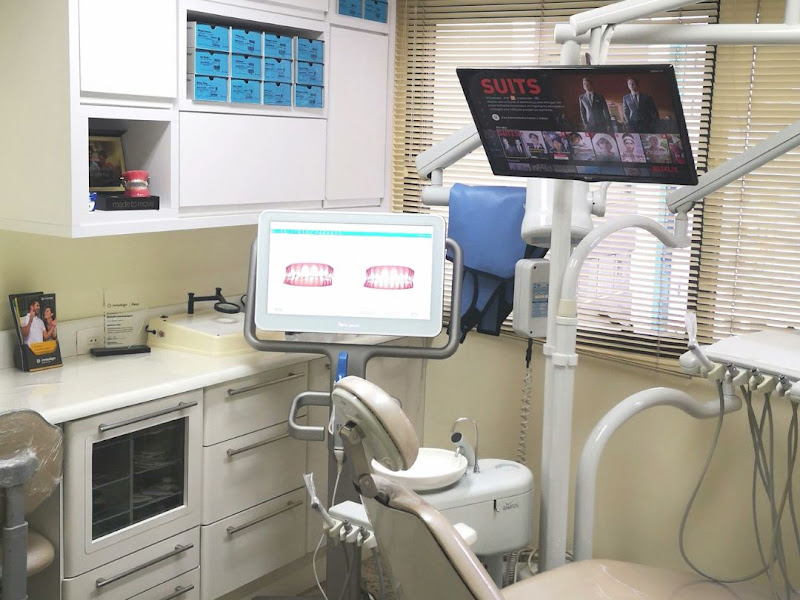 Foto 4 de Dra. Michelle C. Rodrigues - Dentista