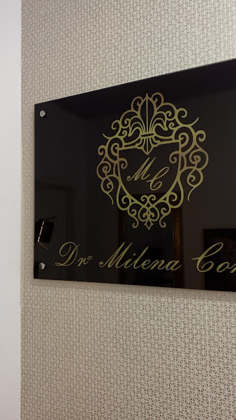 Foto 4 de Dra. Milena Conti CRO: 79961 - Clínica Odontológica | Implantodontia | Reabilitação Oral | Carga Imediata | Lentes de Contato