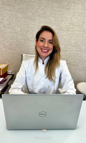 Foto 3 de Dra.Milene Munhoz Cirurgiã Dentista São José dos Campos