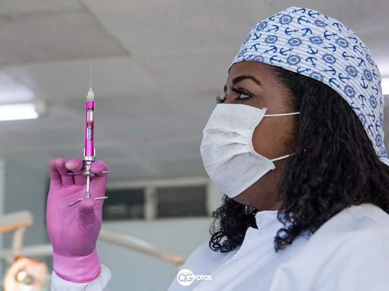 Foto 3 de Dra. Mônica Casimiro Ortodontia Alinhadores Harmonização Facial