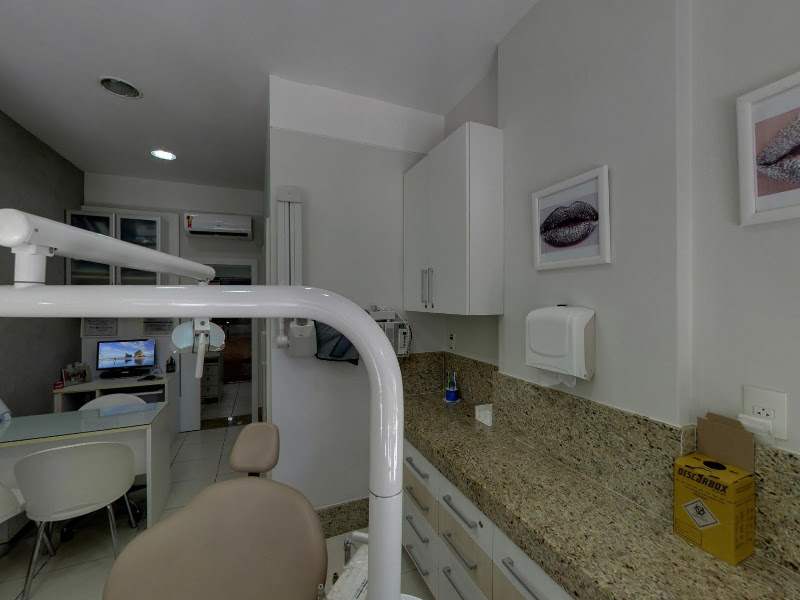 Foto 2 de Dra. Mônica Marinho Borges - Dentista