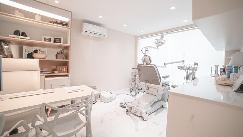 Foto 2 de Dra. Monique Bacellar - Harmonização Facial