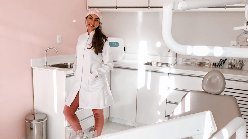 Foto 2 de Dra Monique Carvalho