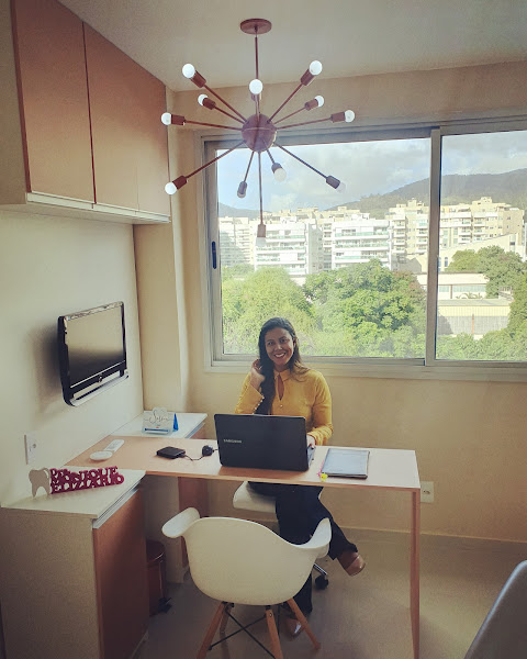 Foto 2 de Dra. Monique Eliziario harmonização facial. Botox e preenchedores. Fillers