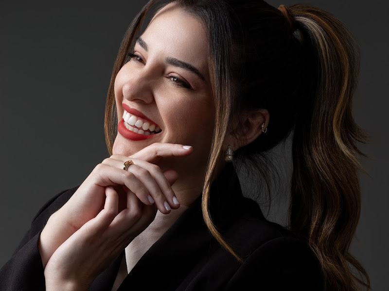 Foto de Dra Morgana Caffo, Dentista São José dos Campos SP