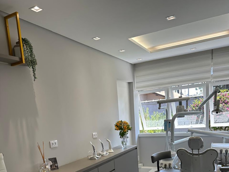 Foto 3 de Dra. Morgana Setubal - Odonto Esp. Harmonização