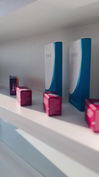 Foto 3 de Dra. Morgane Marion ( Endodontia com Microscopia, Harmonização facial e Alinhadores Invisíveis)