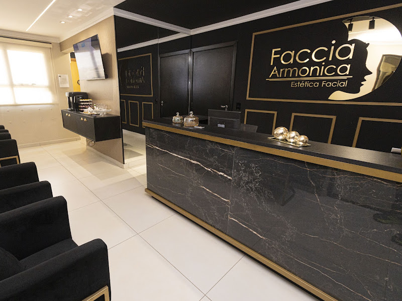Foto 3 de Dra. Nadine Vicentini Estética e Harmonização Facial
