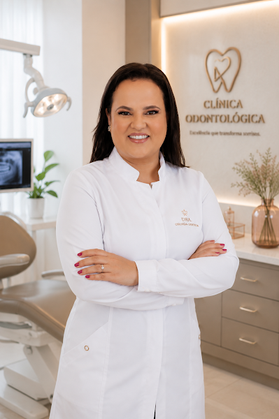 Foto 2 de Dra. Nairana Santos Oliveira