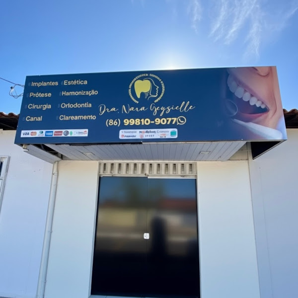 Foto 2 de Dra. Nara Geysielle