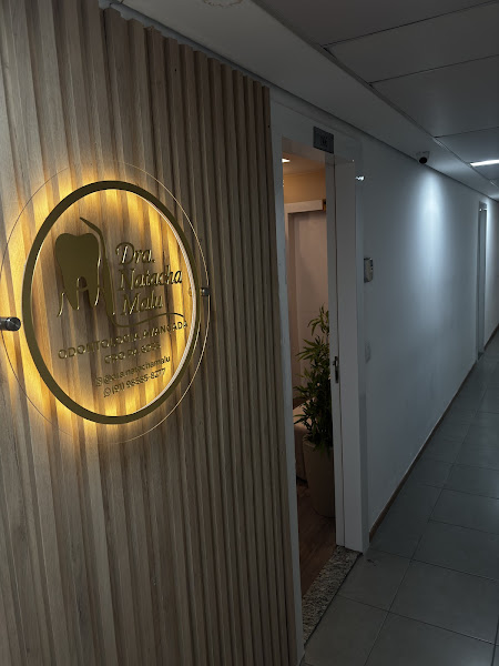 Foto 2 de Dra. Natacha Malu - Dentista Periodontista