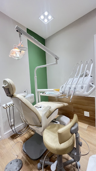 Foto 3 de Dra. Natalia Araujo - Dentista em Duque de Caxias