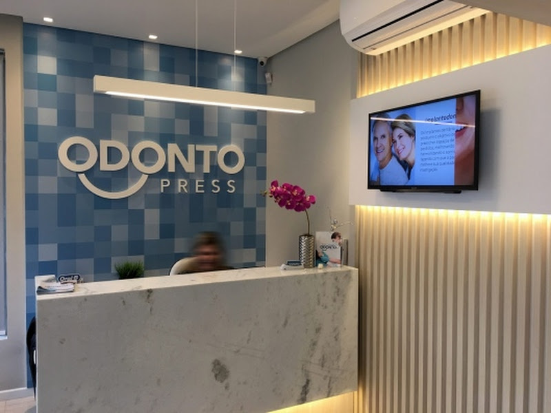 Foto 6 de Dra. Natália Delfino - Consultório Odontológico