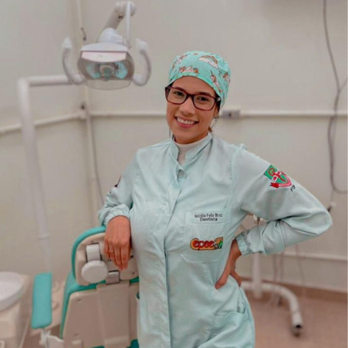 Foto de Dra. Natália Félix - Odontologia
