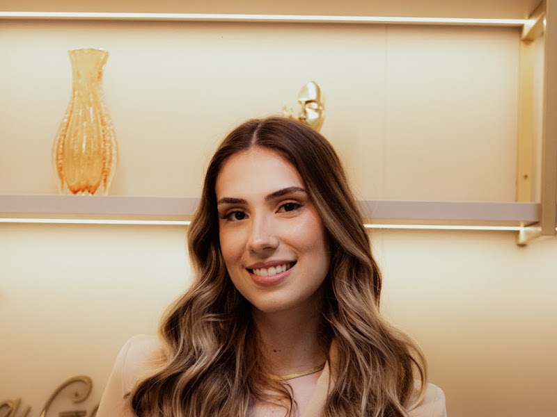Foto de Dra. Natália Garofo - Odontologia e Harmonização Facial