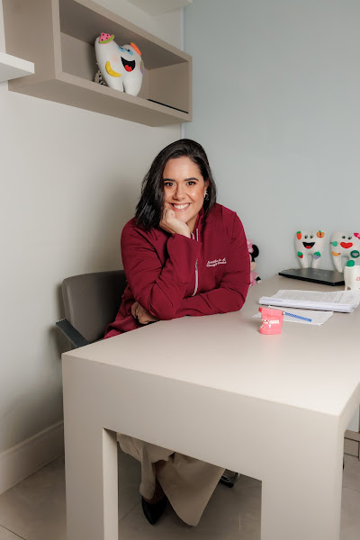 Foto 3 de Dra. Natália Luna l Odontopediatria em Feira de Santana