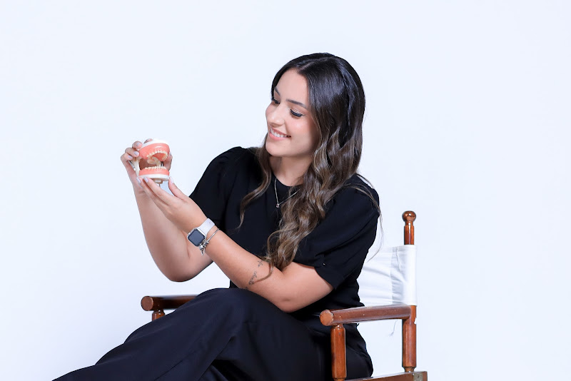 Foto 2 de Dra Nataly Lopes | Dentista em Piracicaba