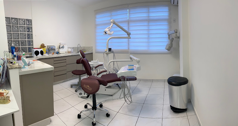 Foto 3 de Dra. Nathali Paixão, Dentista