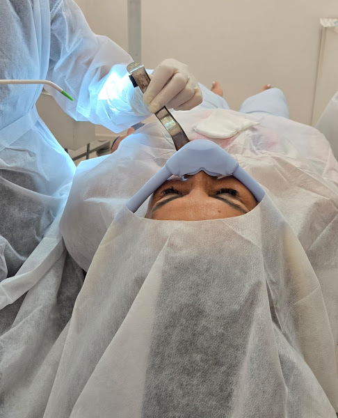 Foto 2 de Dra Nathalia Leite - Especialista em endodontia / Microscopia operatória