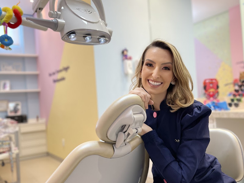 Foto 3 de Dra Nathalia Viana de Souza Cruz Odontopediatra em Sinop
