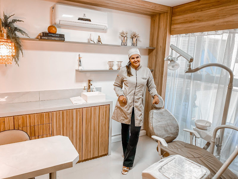 Foto 2 de Dra. Nathallya Barros | Dentista em Natal