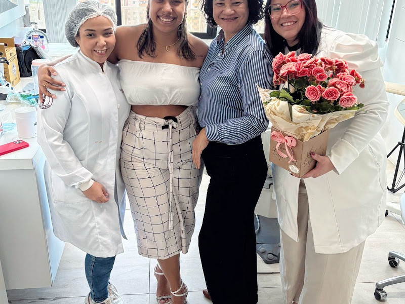 Foto 7 de Dra. Nayane Moreno Dentista - Consultório Odontológico em Aracaju