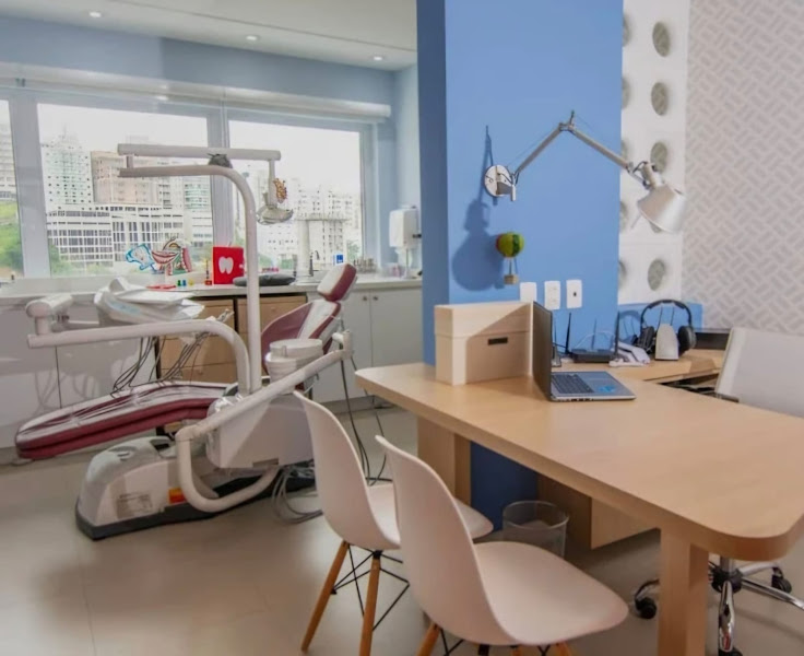 Foto 2 de Dra Nayara dos Santos Invisalign Juiz de Fora | Aparelho para o Ronco e Apneia do Sono