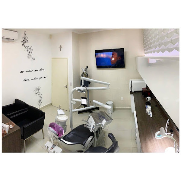 Foto 2 de Dra Nicole Bettiol - Odontologia e Harmonização Orofacial