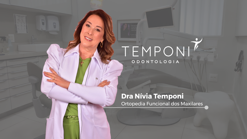 Foto 2 de Dra Nívia Temponi - Ortopedia Funcional dos Maxilares