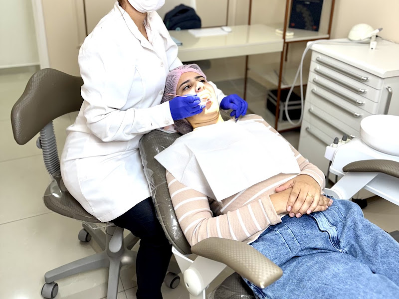 Foto 2 de Dra. Nurimar Rocco - Odontologia Especializada