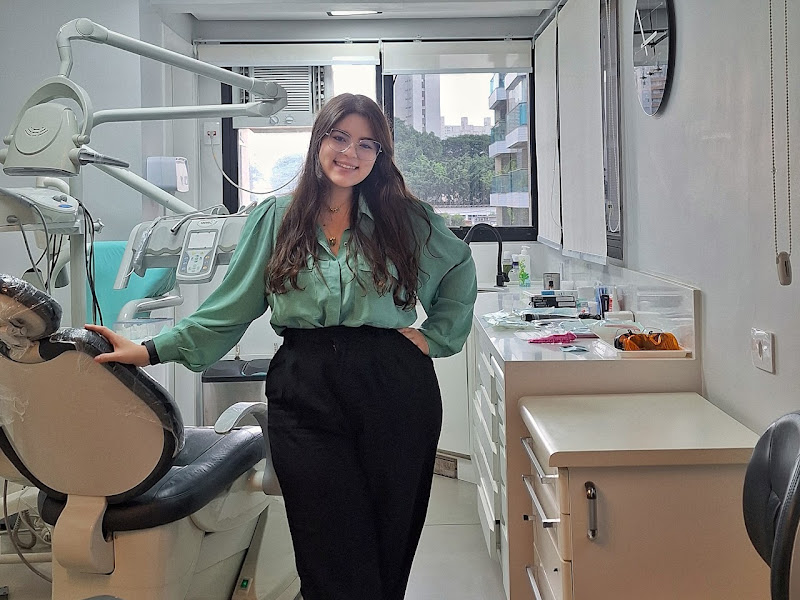 Foto 2 de Dra. Paloma Cartaxo Odontologia Especializada