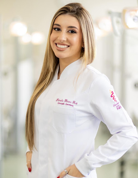 Foto 2 de Dra. Pâmela Flores Forti | Cirurgiã-Dentista