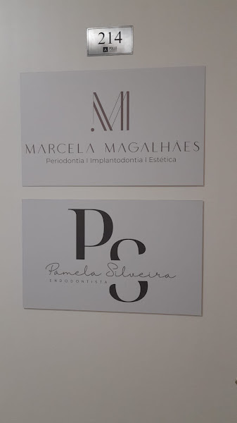 Foto 2 de Dra Pamela Silveira Carvalho - Endodontista