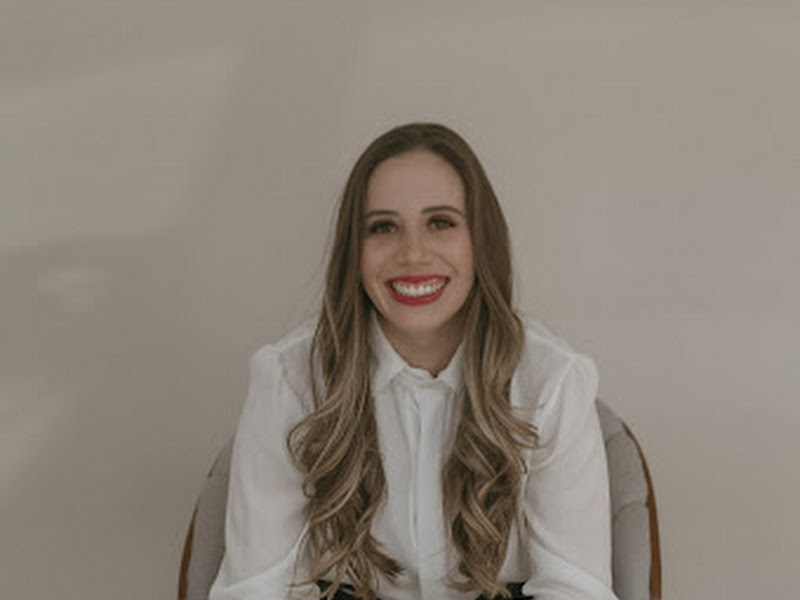 Foto 2 de Dra. Pâmela Stefanello Harmonização Facial & Skincare em Cascavel