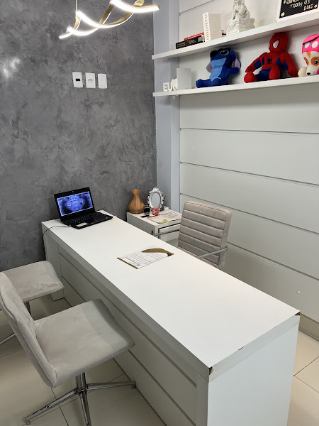 Foto 3 de Dra. Pamella Galliza | Dentista em Alagoinhas-BA — Clínico Geral e Clareamento