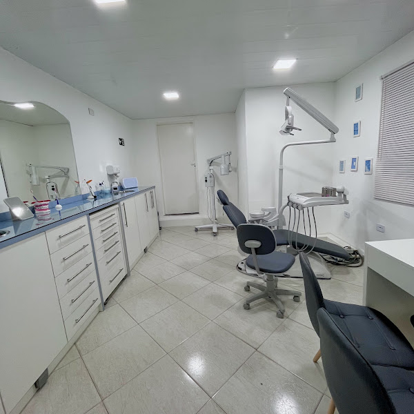 Foto 2 de Dra Paola Braga | Dentista | Savoy City - SP
