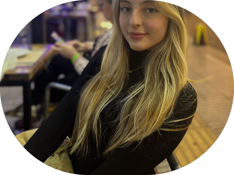 Foto 2 de Dra Paola Spezzapria | Dentista | Prótese Dentária | Harmonização Facial | Facetas de Resina R