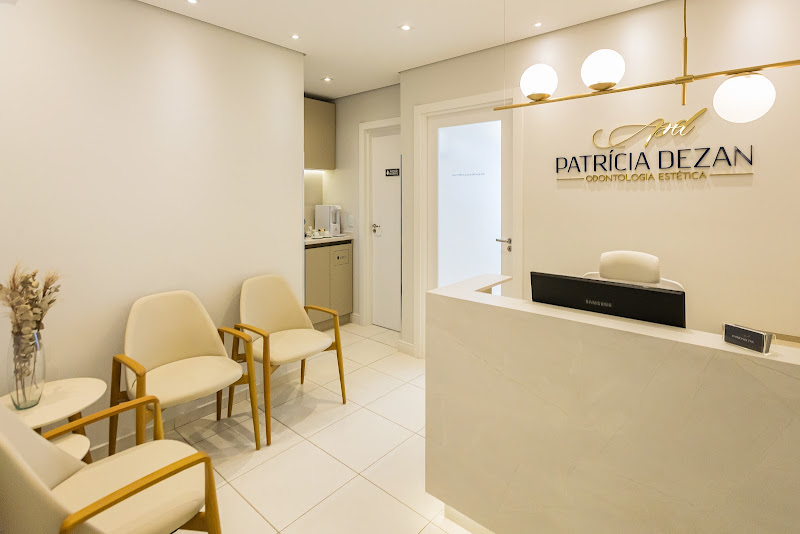 Foto 2 de Dra. Patricia Dezan - Odontologia Estética