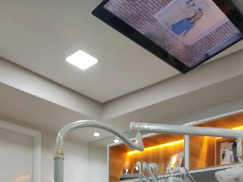 Foto 8 de Dra. Patrícia Macedo - Lentes e Facetas de Resina | Recife-PE