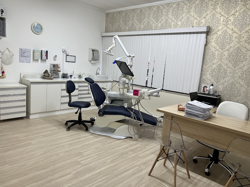 Foto 3 de Dra Patrícia Silva Andrade - Cirurgiã Dentista
