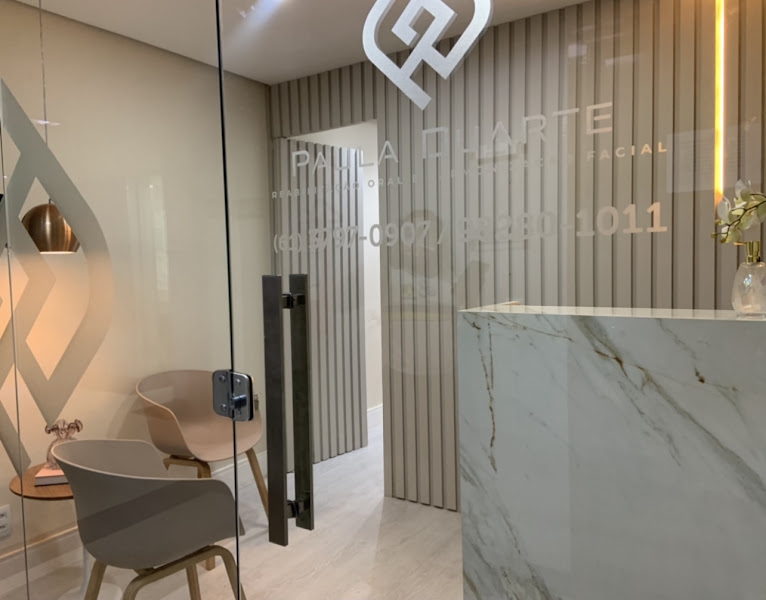 Foto 3 de Dra. Paula Duarte - Reabilitação Oral e Harmonização Facial