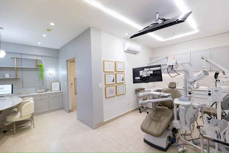 Foto 2 de Dra. Paula Madalozzo - Consultório Odontológico, Implante Dentário em Indaiatuba